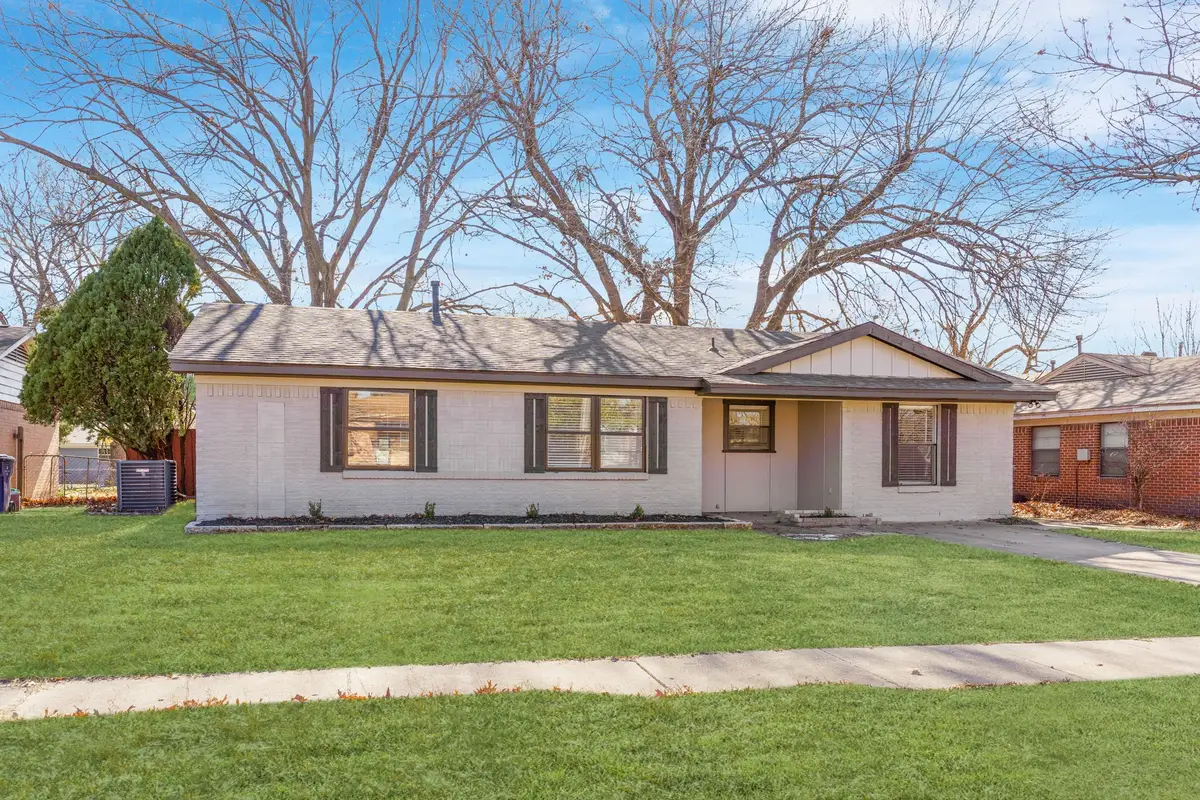 714 Pleasant Valley Road, Garland, TX 75040 - Image #1