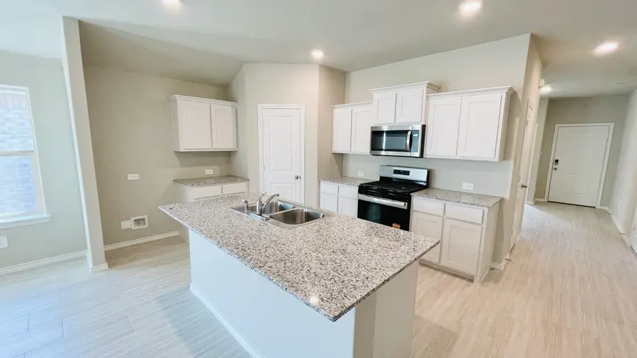 4248 Trickling Creek Lane, Crowley, TX 76036 - Image #2