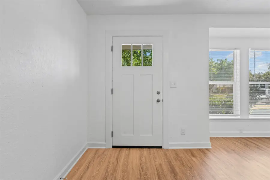 4216 Valentine Street, Fort Worth, TX 76107 - Image #3