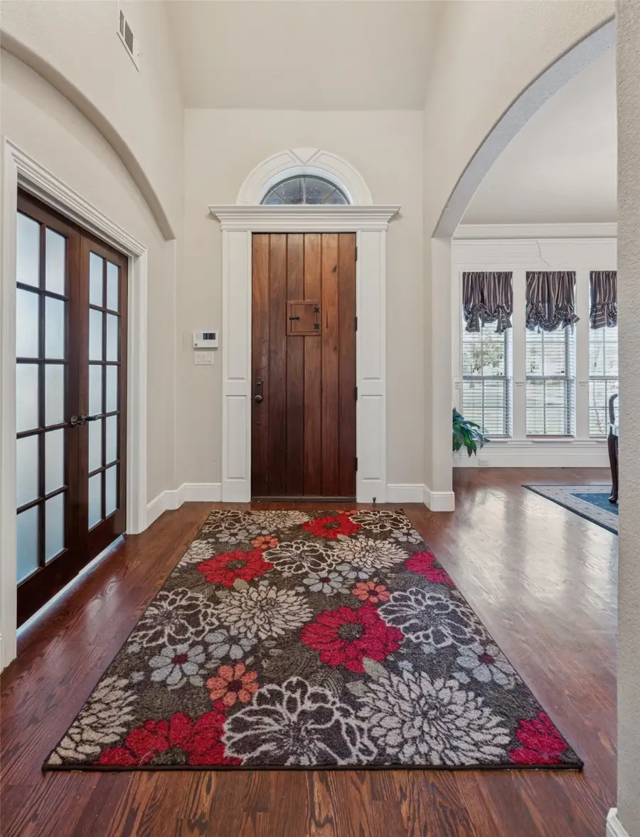 2221 Farrington Lane, Hurst, TX 76054 - Image #3