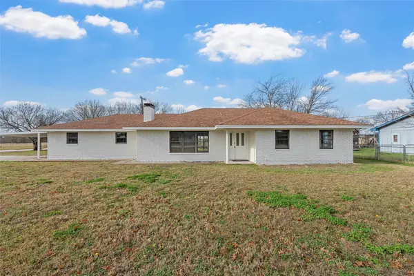 608 S Colorado St, Whitney, TX 76692