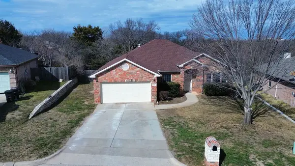 2222 Creek Side Drive, Weatherford, TX 76087