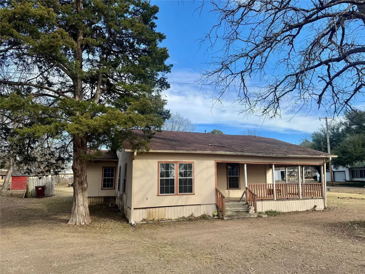 367 5th Street, Deport, TX 75435 - Image #1