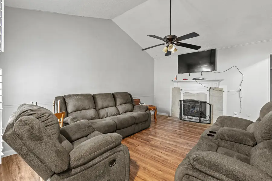 1402 S Carrier Parkway #310, Grand Prairie, TX 75051 - Image #3