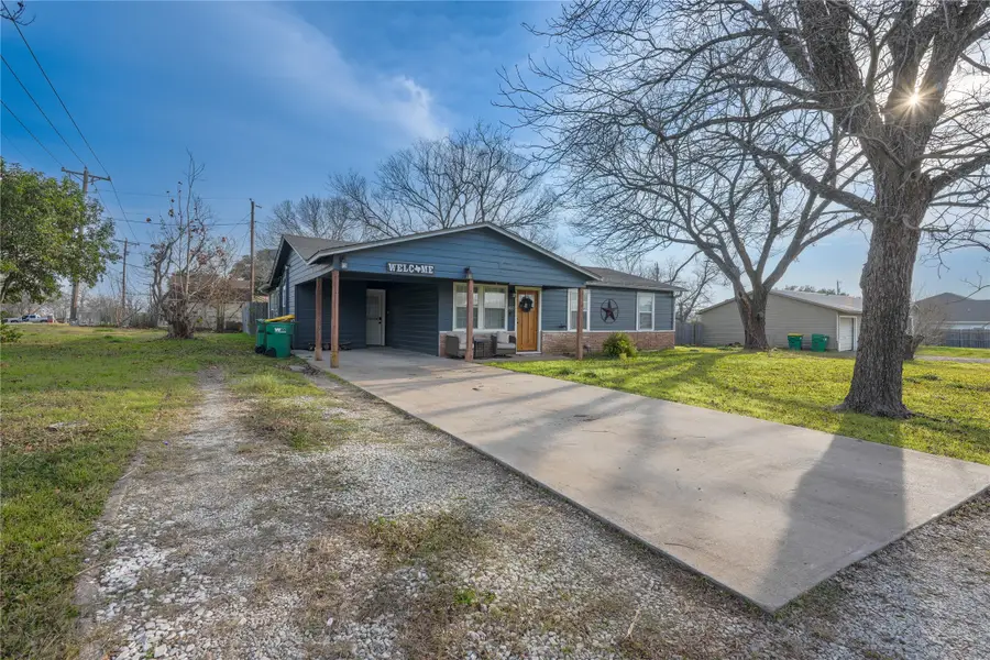 200 W Greenbriar Street, Robinson, TX 76706 - Image #3