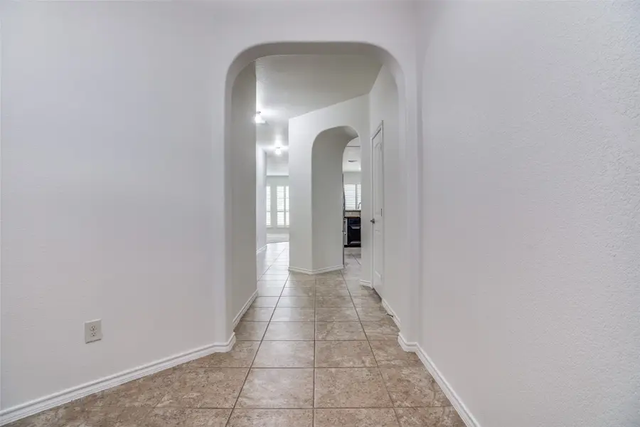 2936 Maple Creek Drive, Fort Worth, TX 76177 - Image #2