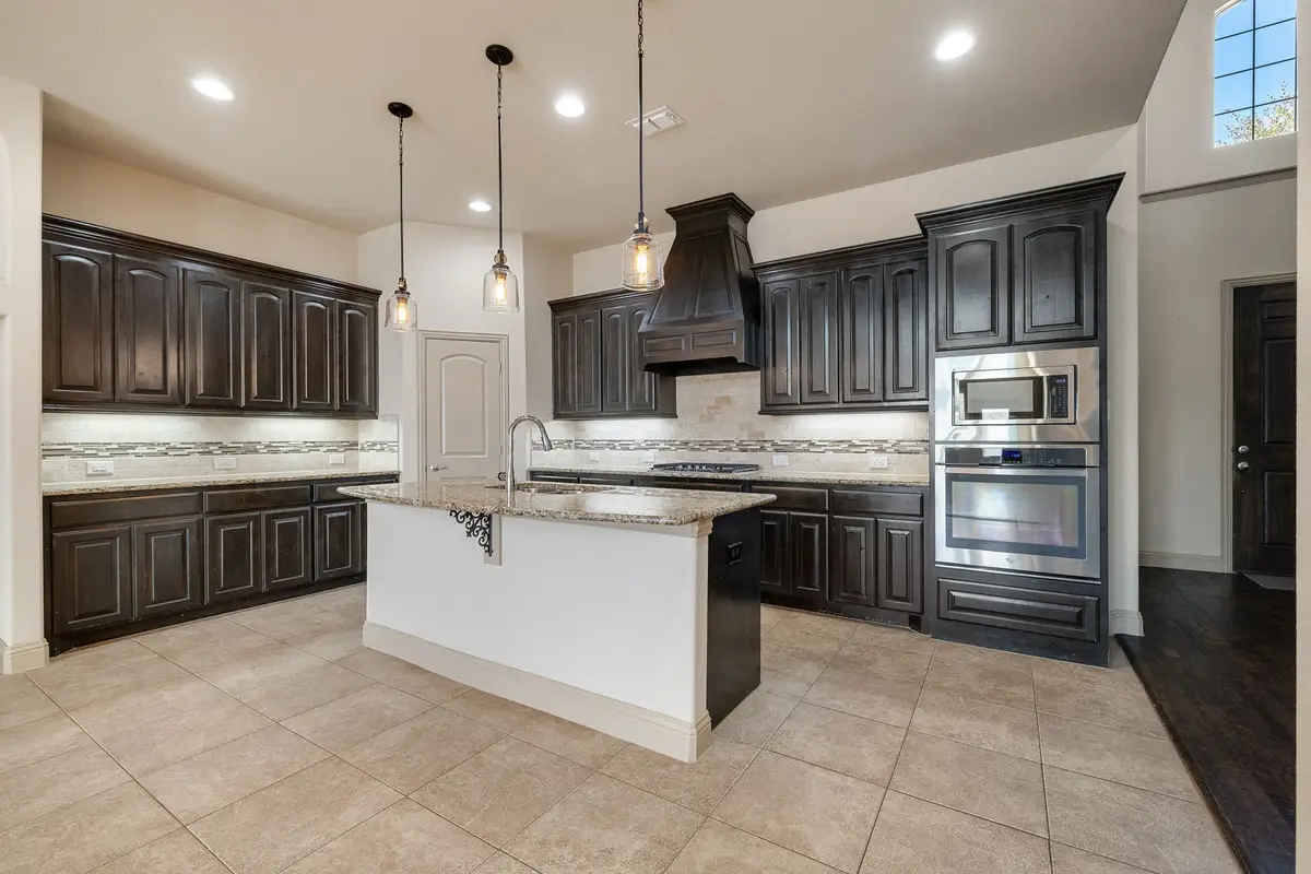 5713 Tawakoni Drive, Argyle, TX 76226 - Image #1