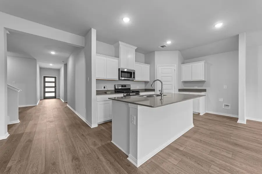 602 Stone Hollow Drive, Van Alstyne, TX 75495 - Image #2