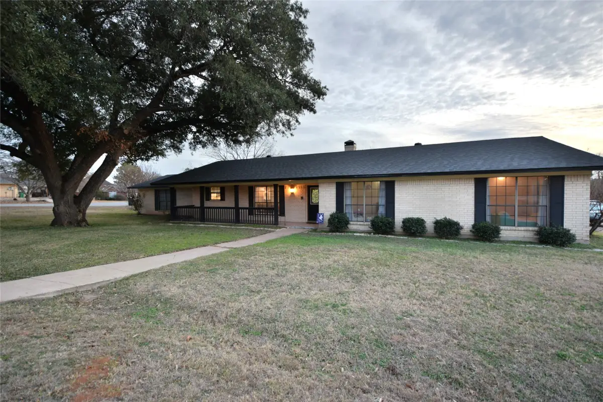 9012 Bontura Road, Granbury, TX 76049 - Image #1