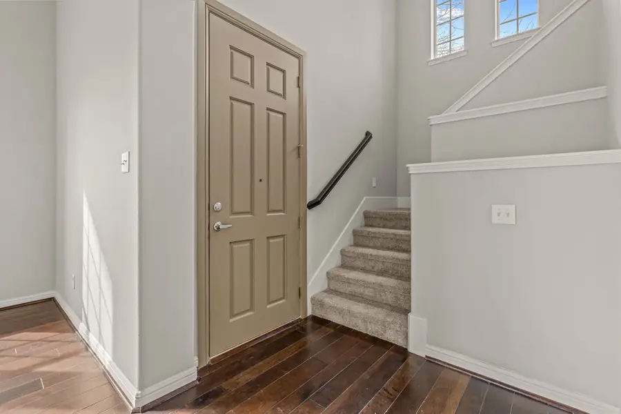 8604 Calvin Road, Irving, TX 75063 - Image #3