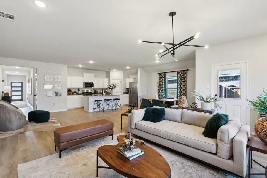 540 Stone Hollow Drive, Van Alstyne, TX 75495 - Image #3