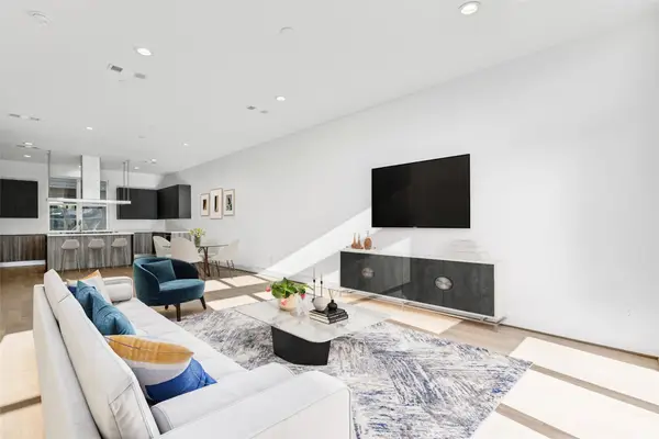 3040 Chimes Street, Dallas, TX 75219