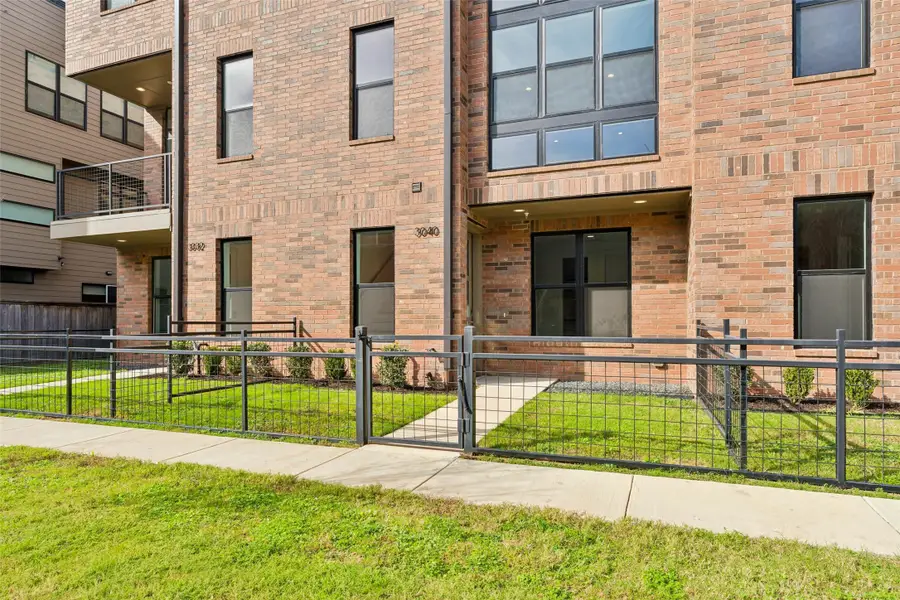 3040 Chimes Street, Dallas, TX 75219 - Image #2