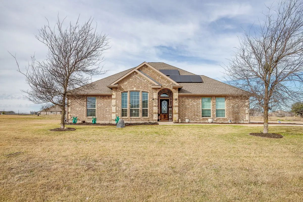 8005 Canyon Ridge Drive, Godley, TX 76044 - Image #1
