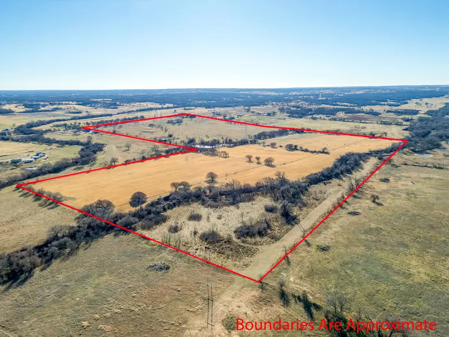168 County Road 3850, Poolville, TX 76487 - Image #2