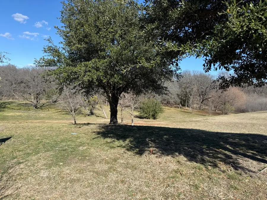 2453 Creekwood Drive, Cedar Hill, TX 75104 - Image #3