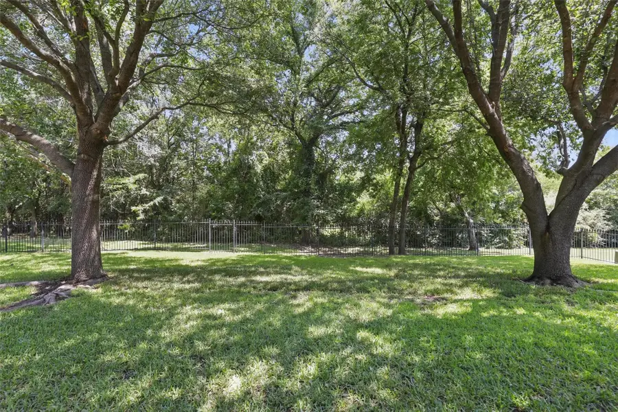 8974 Ranch Bluff Court, Benbrook, TX 76126 - #3