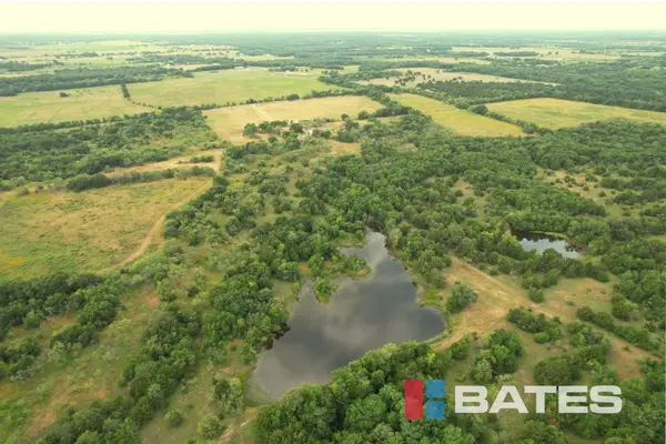 14922 NW County Road, Frost, TX 76641