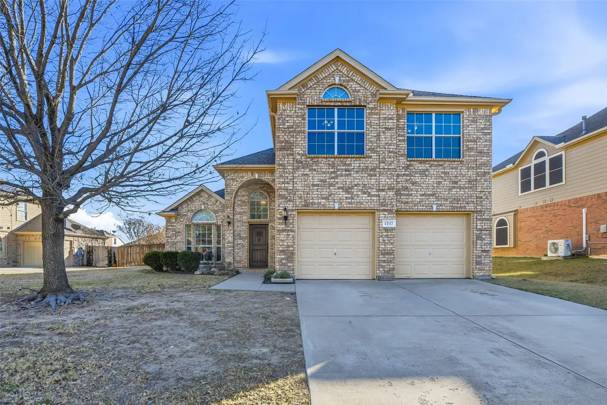 1217 Black Hawk Drive, Fort Worth, TX 76052 - Image #1
