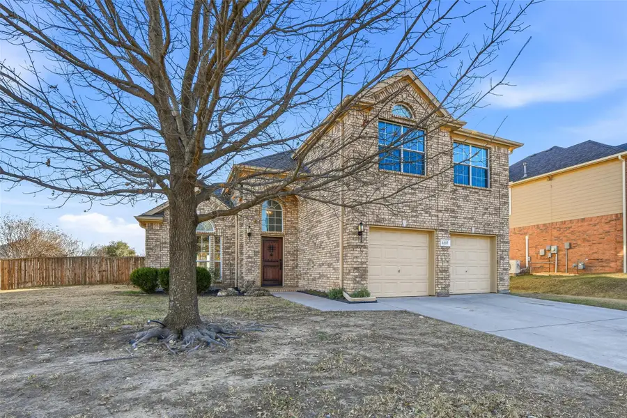 1217 Black Hawk Drive, Fort Worth, TX 76052 - Image #2