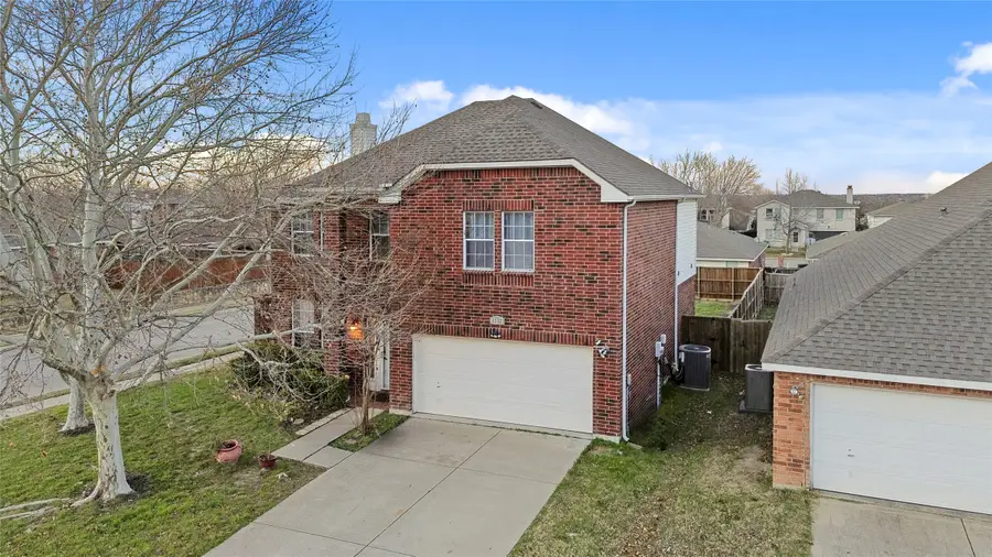 5332 Comanche Wells Drive, McKinney, TX 75071 - Image #3