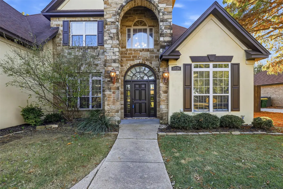 3724 Cove Timber Avenue, Granbury, TX 76049 - Image #1