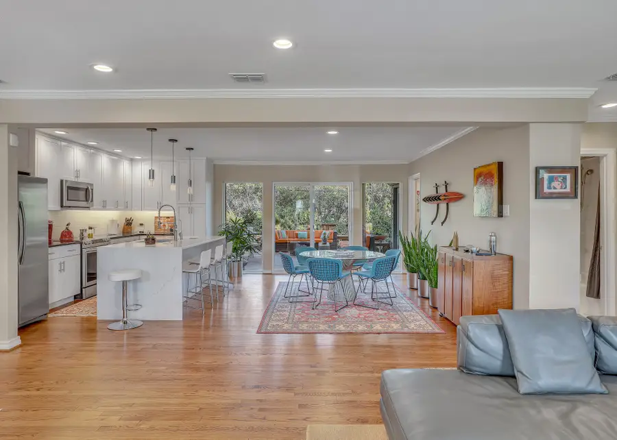 9964 Mixon Drive, Dallas, TX 75220 - Image #3