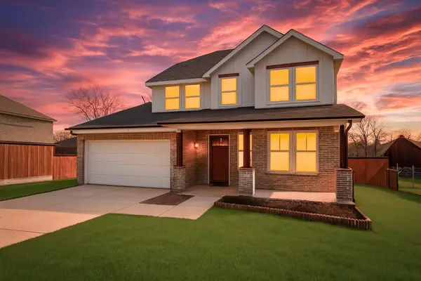 285 N Sherman Avenue, Van Alstyne, TX 75495