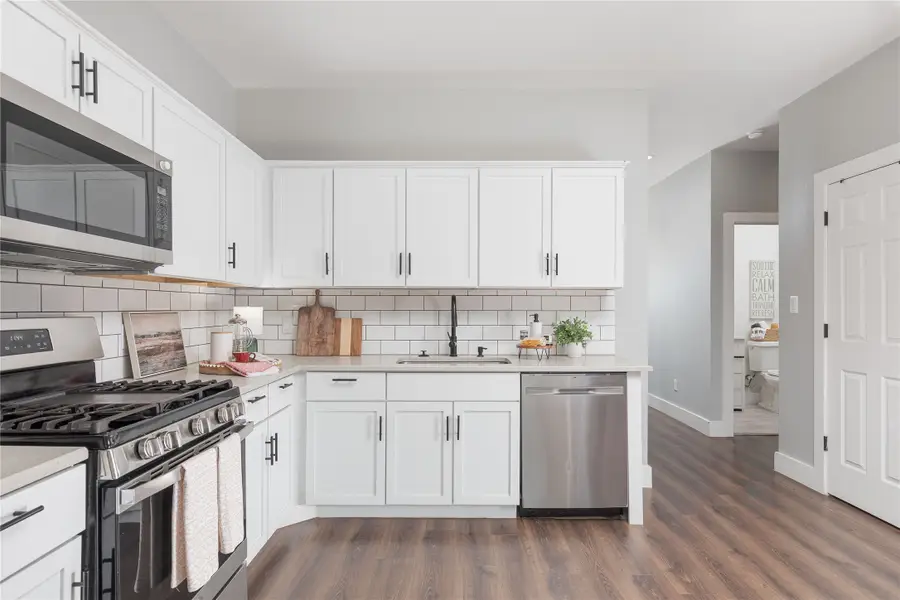 285 N Sherman Avenue, Van Alstyne, TX 75495 - Image #2