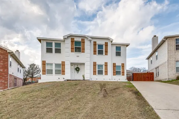 2416 Big Spring Drive, Fort Worth, TX 76120