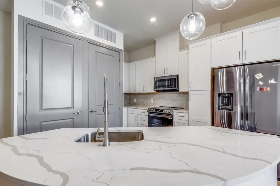 2700 Old Denton Road #3350, Carrollton, TX 75007 - Image #3