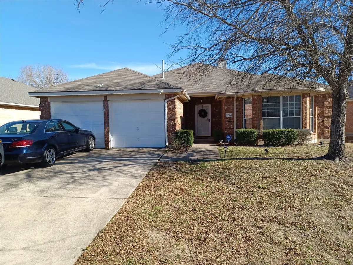 2808 Goldfinch Drive, Mesquite, TX 75181 - Image #1
