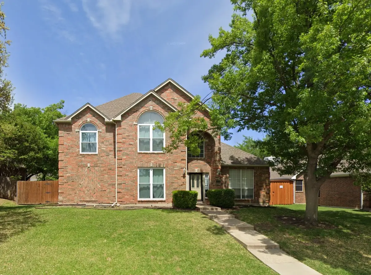 1212 Ashbrook Drive, Grand Prairie, TX 75052 - #1