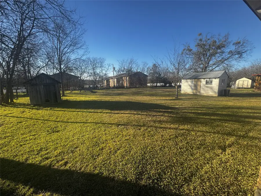 712 S Spears Street, Alvarado, TX 76009 - Image #3