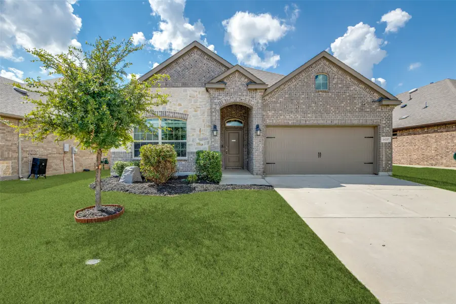 11237 Blaze Street, Aubrey, TX 76227 - Image #2