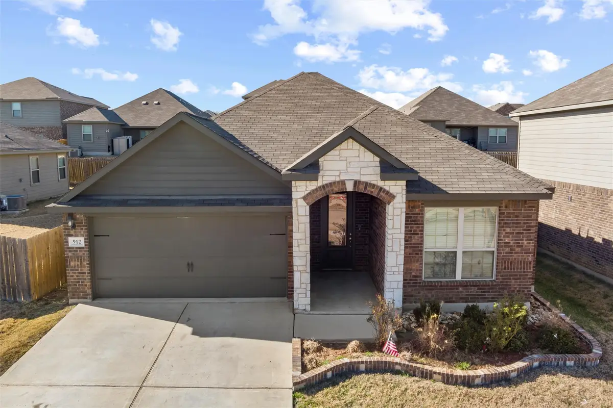 912 N Juneberry Drive, Denton, TX 76207 - Image #1