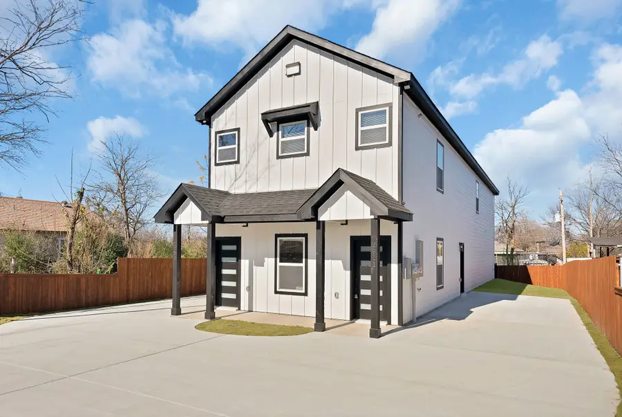 2909 Avenue B, Fort Worth, TX 76105 - Image #2