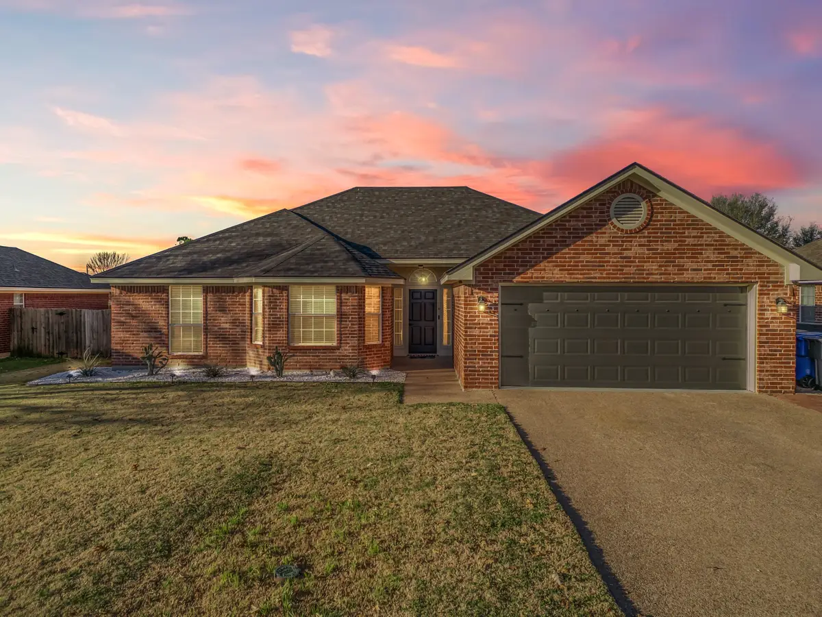10512 Whitney Trace, Waco, TX 76708 - Image #1