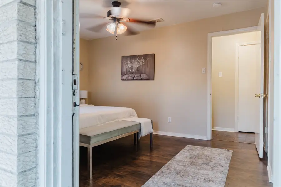 317 Willow Wood Lane, Desoto, TX 75115 - Image #2