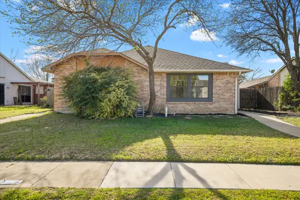 4461 Chapman Street, The Colony, TX 75056