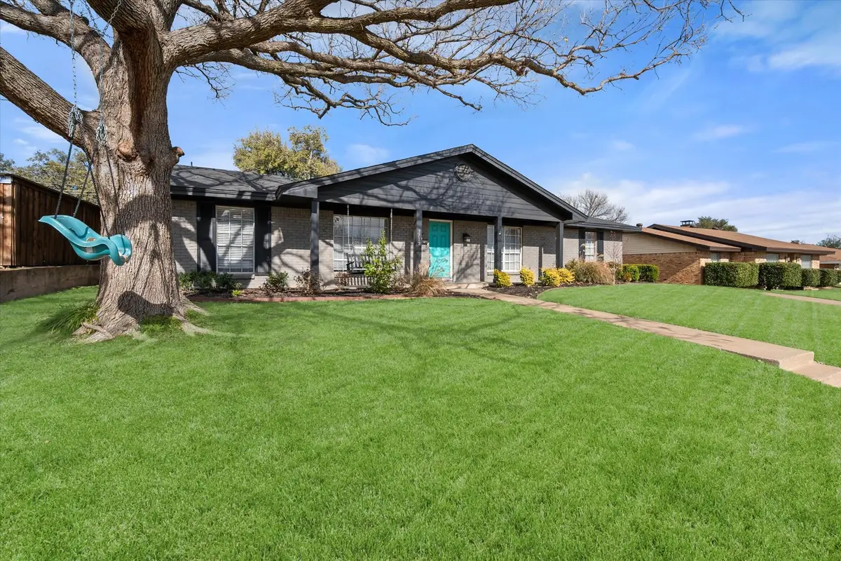 3712 Lawndale Avenue, Fort Worth, TX 76133 - Image #1