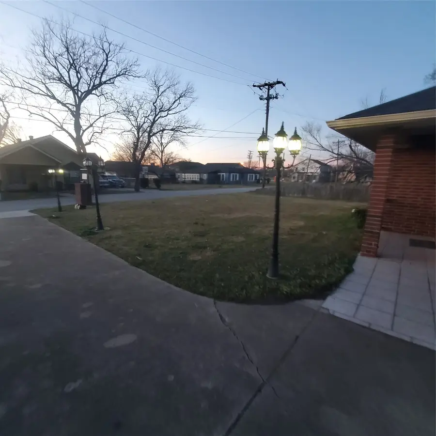 2517 Utilis Street, Greenville, TX 75401 - Image #2