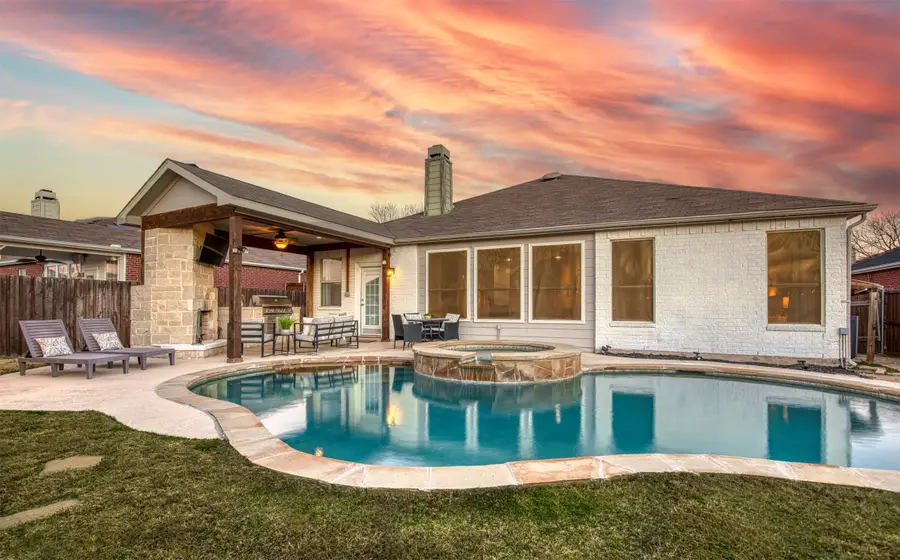 2805 Whetstone Drive, Corinth, TX 76210 - Image #2