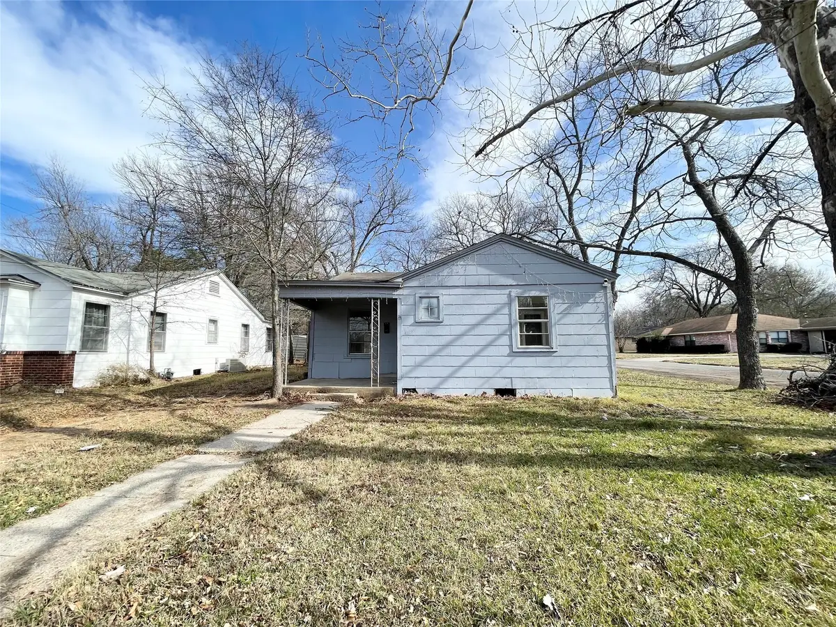 1061 19th Street Se, Paris, TX 75460 - Image #1