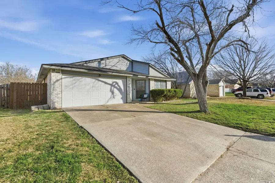 4733 Rose Of Sharon Lane, Fort Worth, TX 76137 - Image #2