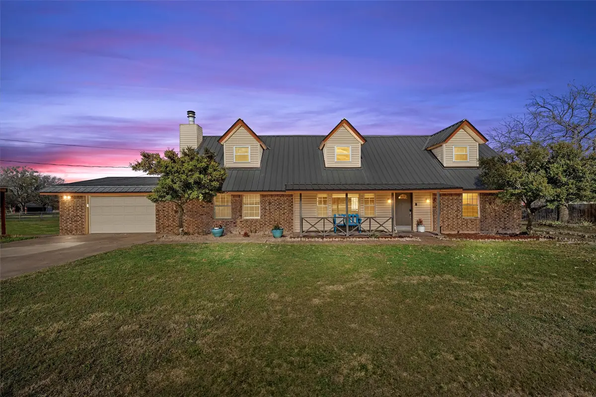 398 Bluebonnett Lane, Lorena, TX 76655 - Image #1