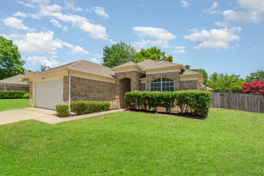 3602 Creekstone Court, McKinney, TX 75071 - Image #2