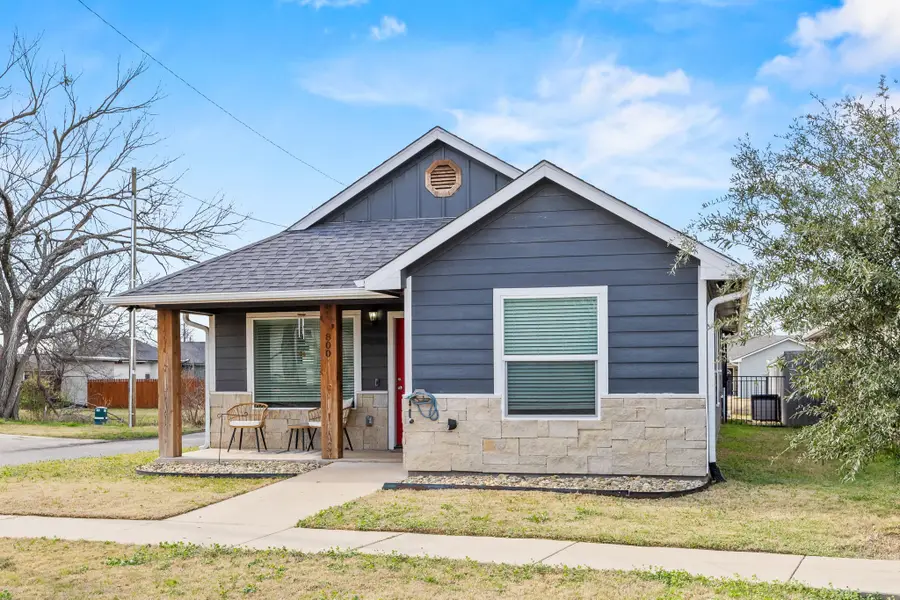 800 N Broughton Street, Sherman, TX 75090 - #3