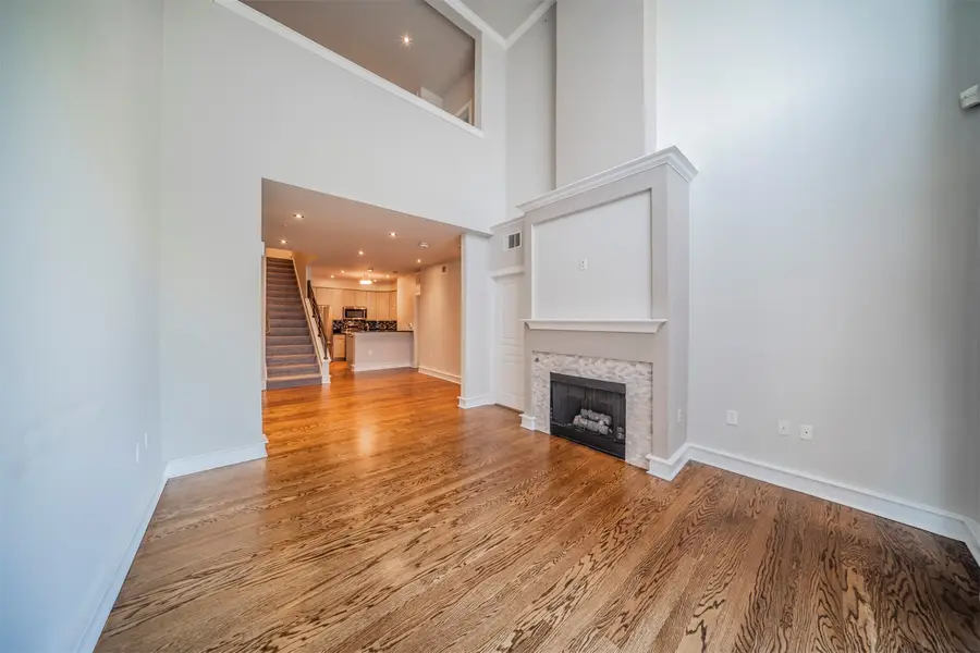 3333 Darcy Street #2209, Fort Worth, TX 76107 - Image #3