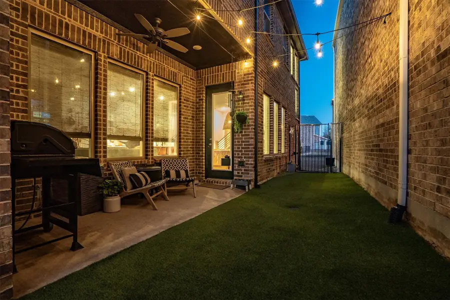 813 Forest Lake Road, Flower Mound, TX 75028 - Image #2